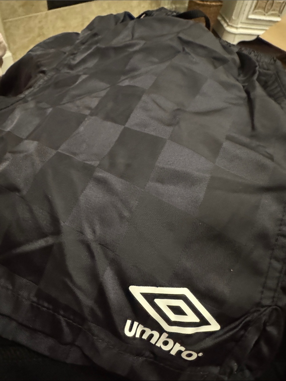 ⚽ Vintage Umbro Kids Checkerboard Soccer Shorts Black Youth XXS Satin 90s Y2K